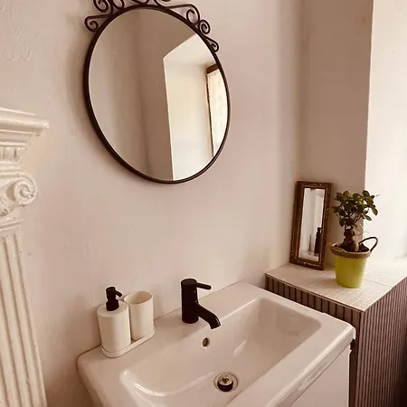 Casa Rossa Vakantiehuis Lesa